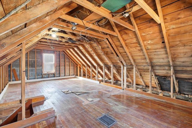 131 MCKINLEY STREET, Two Rivers, WI 54241