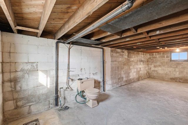 131 MCKINLEY STREET, Two Rivers, WI 54241