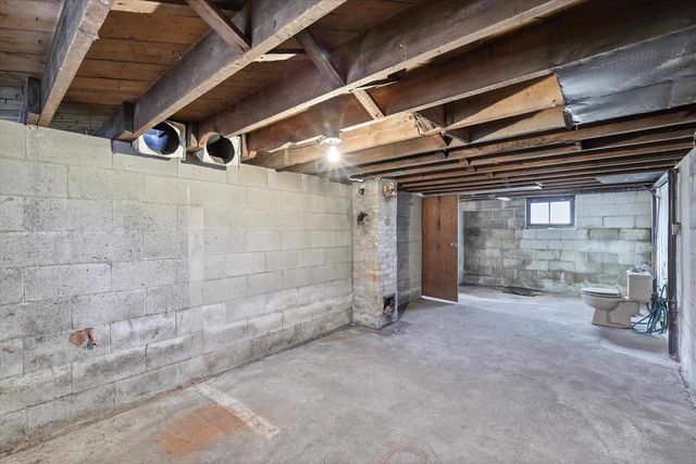 131 MCKINLEY STREET, Two Rivers, WI 54241