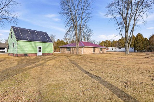 131 MCKINLEY STREET, Two Rivers, WI 54241