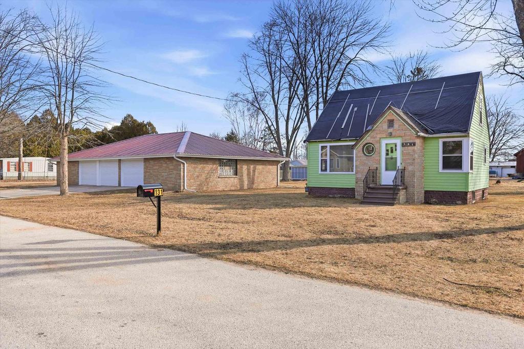 131 MCKINLEY STREET, Two Rivers, WI 54241