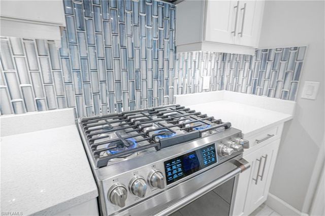 19717 Estero Pointe LN, Fort Myers, FL 33908