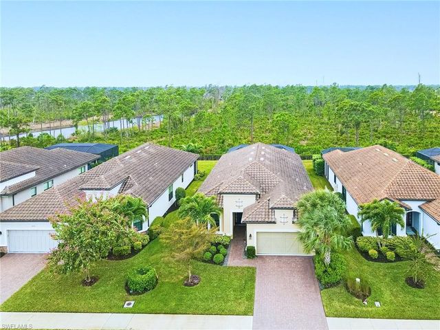 19717 Estero Pointe LN, Fort Myers, FL 33908