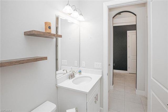 19717 Estero Pointe LN, Fort Myers, FL 33908