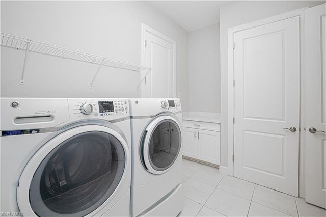 19717 Estero Pointe LN, Fort Myers, FL 33908