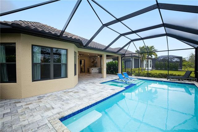 19717 Estero Pointe LN, Fort Myers, FL 33908