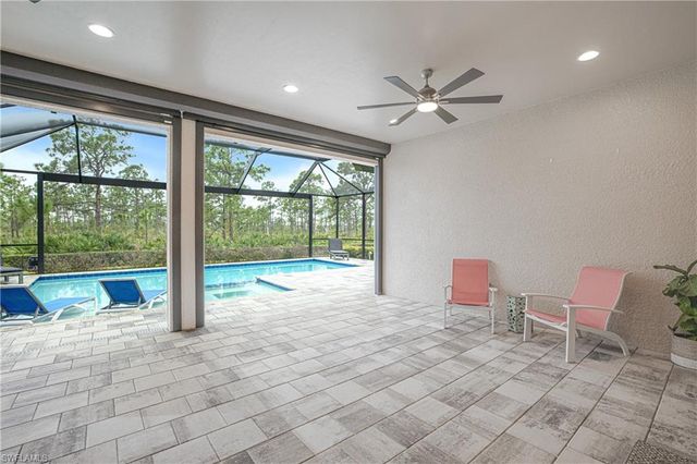 19717 Estero Pointe LN, Fort Myers, FL 33908