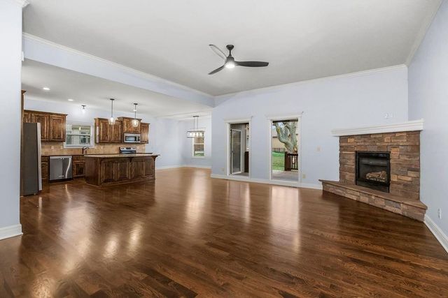 4552 NE PARK RIDGE Avenue, Lee's Summit, MO 64064