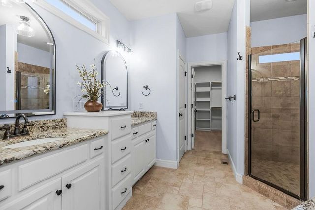 4552 NE PARK RIDGE Avenue, Lee's Summit, MO 64064