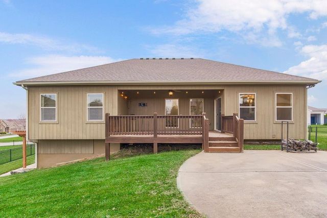 4552 NE PARK RIDGE Avenue, Lee's Summit, MO 64064