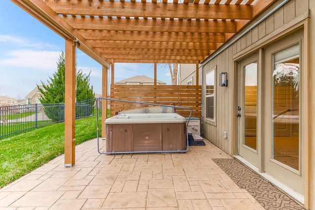 4552 NE PARK RIDGE Avenue, Lee's Summit, MO 64064