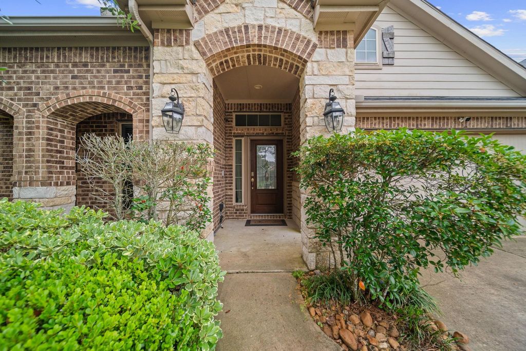 13106 Riata River Lane, Humble, TX 77346