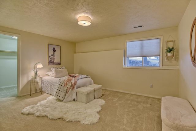 4420 E 51st Ln, Spokane, WA 99223