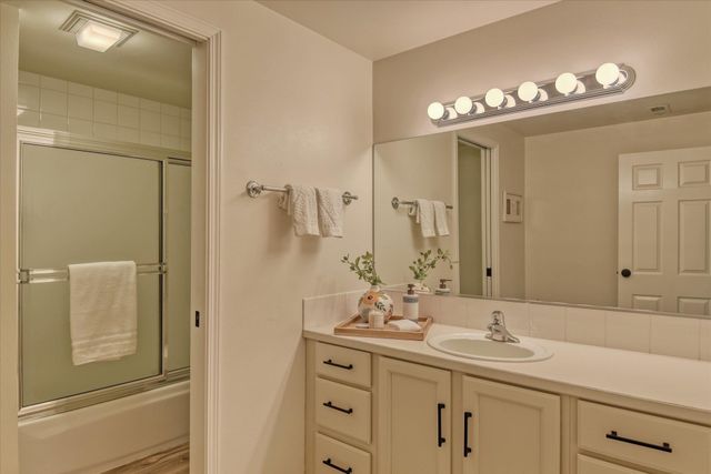 4420 E 51st Ln, Spokane, WA 99223