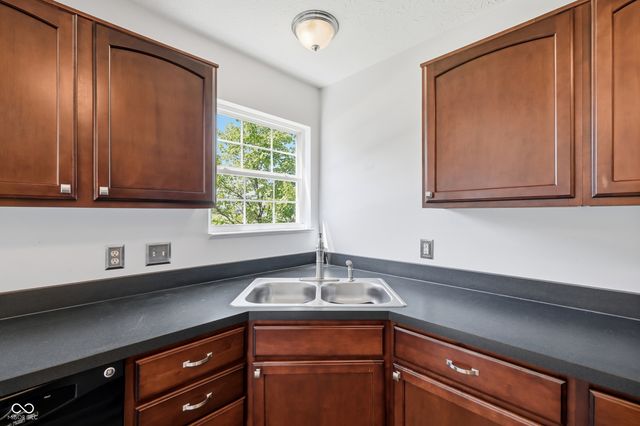 1563 Whisler Drive, Greenfield, IN 46140
