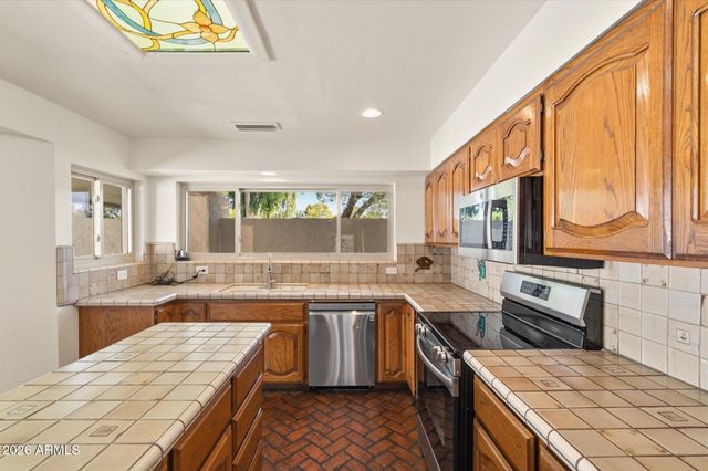 1756 W ECHO Lane, Phoenix, AZ 85021