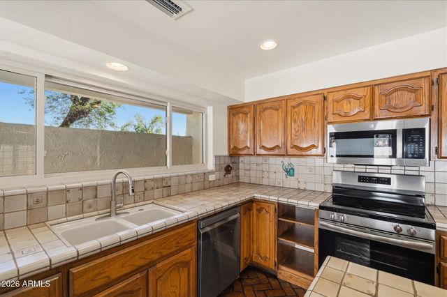 1756 W ECHO Lane, Phoenix, AZ 85021