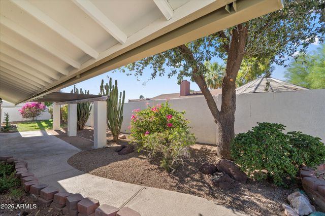 1756 W ECHO Lane, Phoenix, AZ 85021