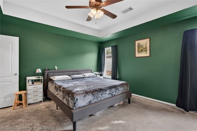 806 N 9th Street, Van Buren, AR 72956