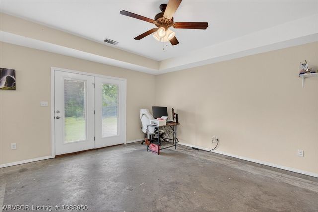 806 N 9th Street, Van Buren, AR 72956