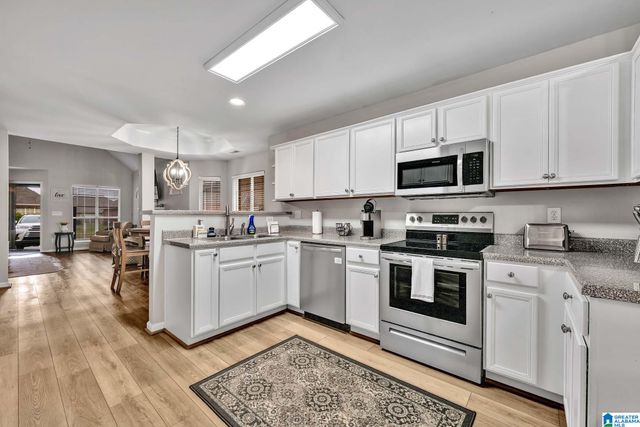 3097 SUMMIT DRIVE, Fultondale, AL 35068