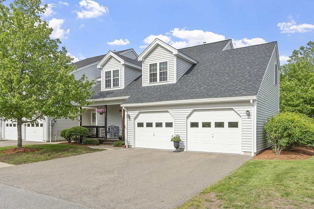 108 Green Briar Rd 108, Fitchburg, MA 01420