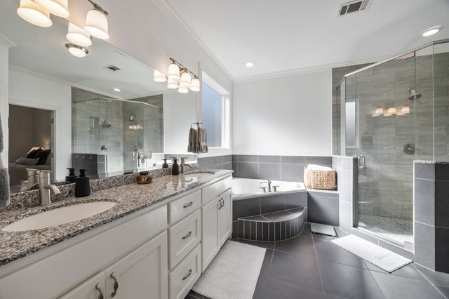 2623 N Garrett Avenue, Dallas, TX 75206