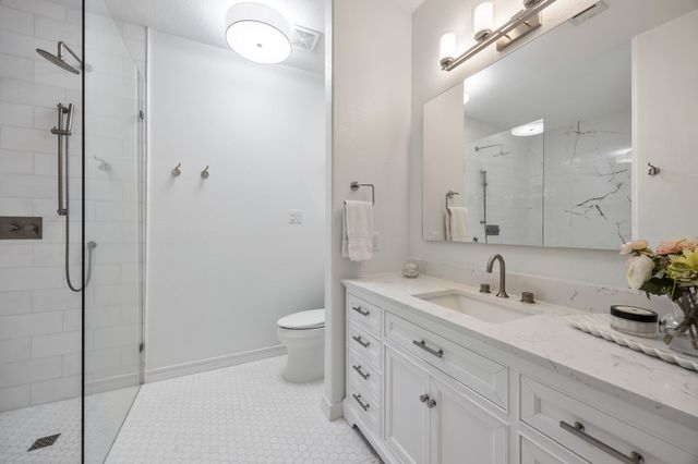 2623 N Garrett Avenue, Dallas, TX 75206