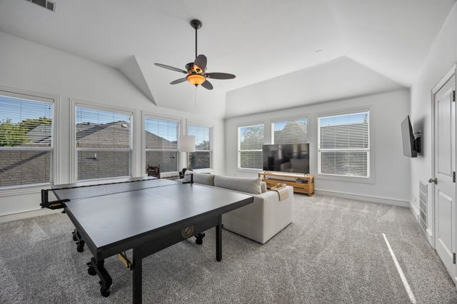 2623 N Garrett Avenue, Dallas, TX 75206