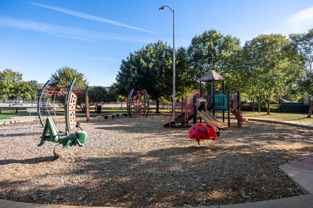 2623 N Garrett Avenue, Dallas, TX 75206