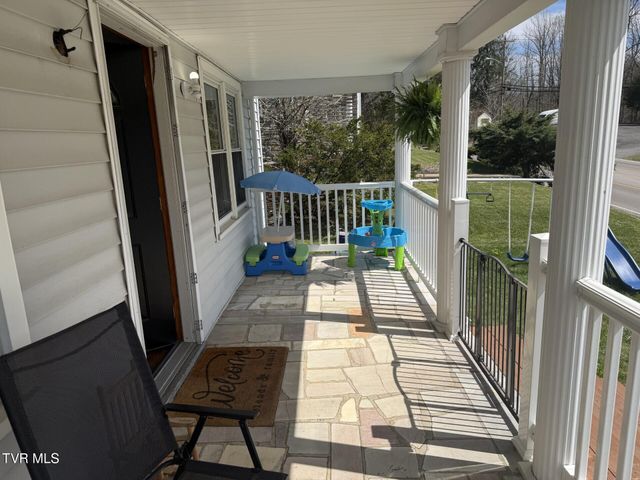 723 Northeast Park Avenue, Norton, VA 24273