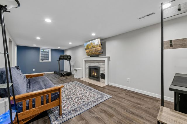 1414 Lancaster Avenue, Saint Louis Park, MN 55426