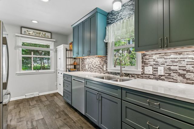 1414 Lancaster Avenue, Saint Louis Park, MN 55426