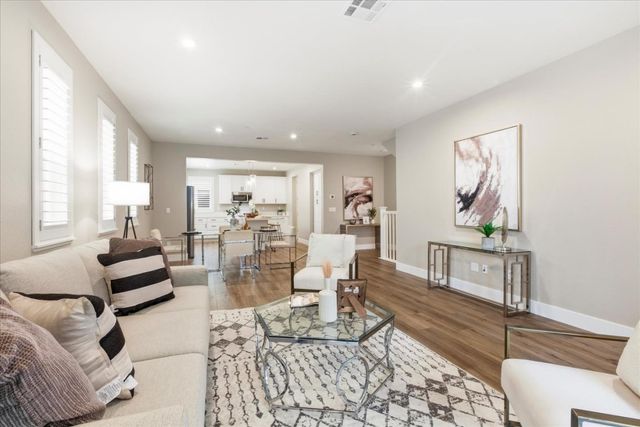 922 Loyola Lane, Morgan Hill, CA 95037