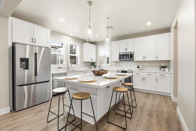 922 Loyola Lane, Morgan Hill, CA 95037