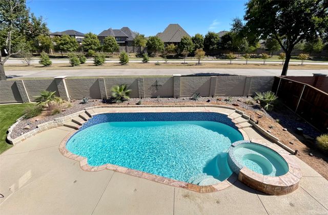 1804 Briaroaks Drive, Flower Mound, TX 75028