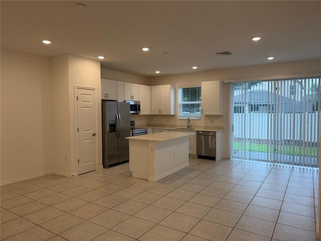 1305 STOCKWELL AVENUE, St Cloud, FL 34771