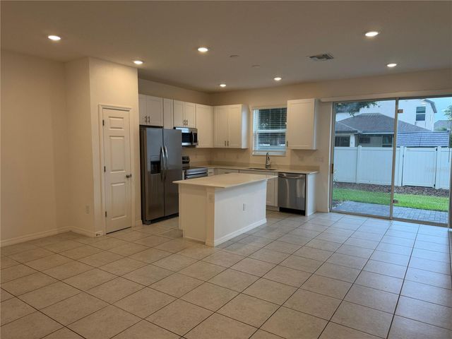 1305 STOCKWELL AVENUE, St Cloud, FL 34771