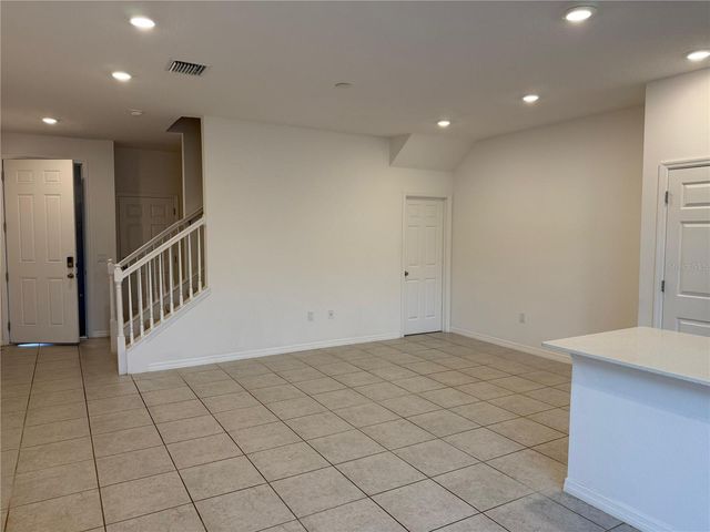 1305 STOCKWELL AVENUE, St Cloud, FL 34771