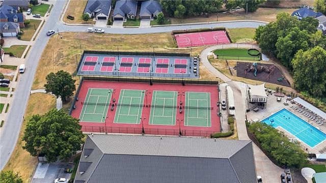 8001 W Ardmore Street, Rogers, AR 72758