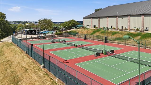 8001 W Ardmore Street, Rogers, AR 72758