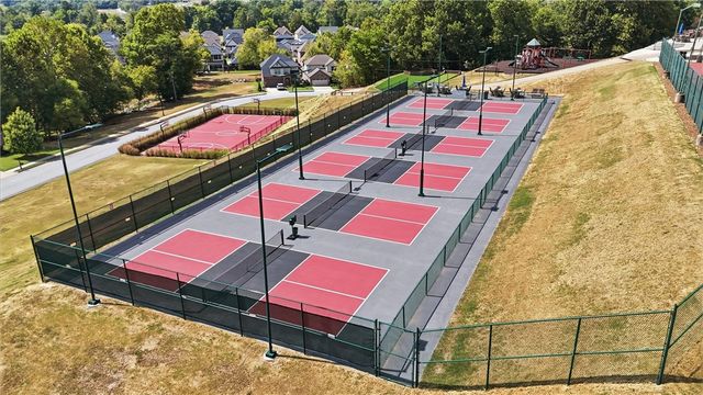 8001 W Ardmore Street, Rogers, AR 72758