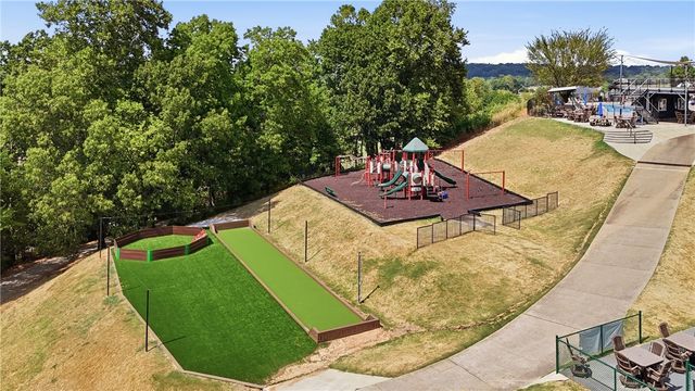 8001 W Ardmore Street, Rogers, AR 72758