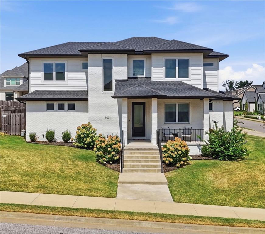 8001 W Ardmore Street, Rogers, AR 72758