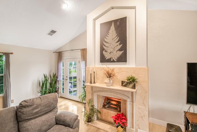 2505 S Ben Maddox Way, Visalia, CA 93292