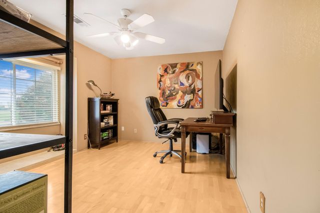 2505 S Ben Maddox Way, Visalia, CA 93292