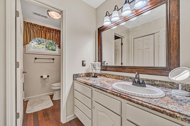 6658 Leffler LN, Roanoke, VA 24018
