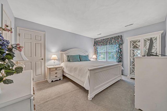 6658 Leffler LN, Roanoke, VA 24018