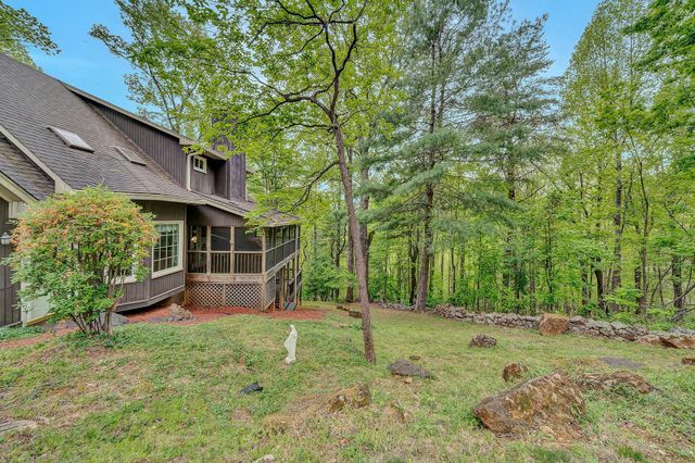 6658 Leffler LN, Roanoke, VA 24018