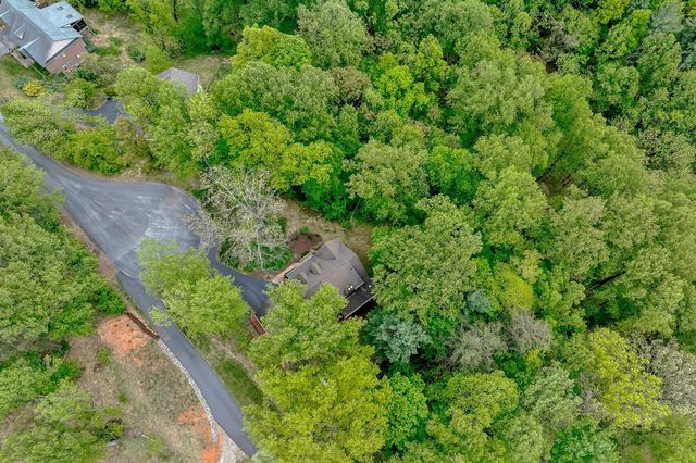 6658 Leffler LN, Roanoke, VA 24018
